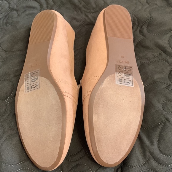 Nine West Flats - Picture 4 of 5